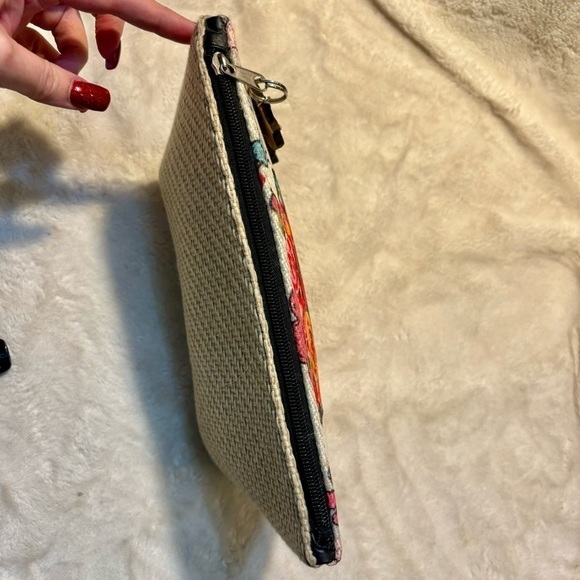 Frida Kahlo Bag Cream Textured Clutch Frida Print Zipper Pull Morelia Mexico - Picture 5 of 11